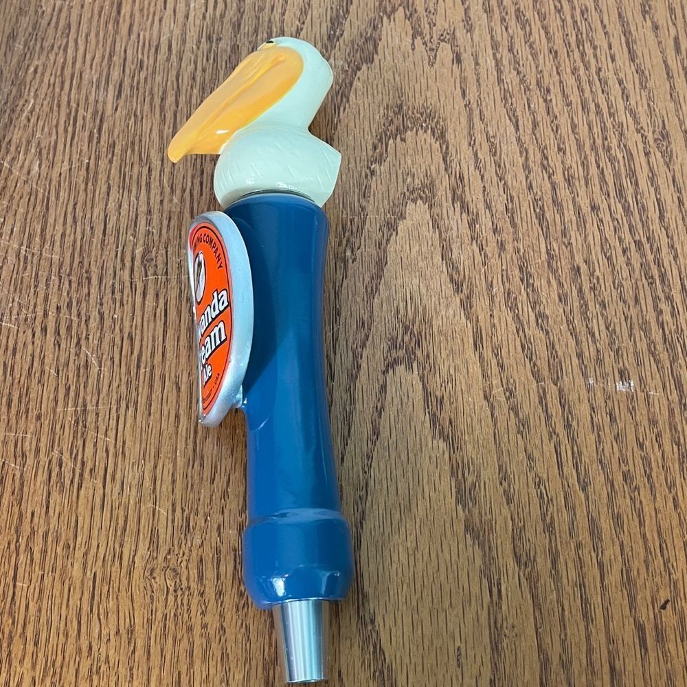 Pelican Pub & Brewery Tap Handle Pacific City Oregon kiwanda cream ale